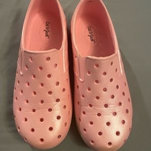 Girl’s shoes